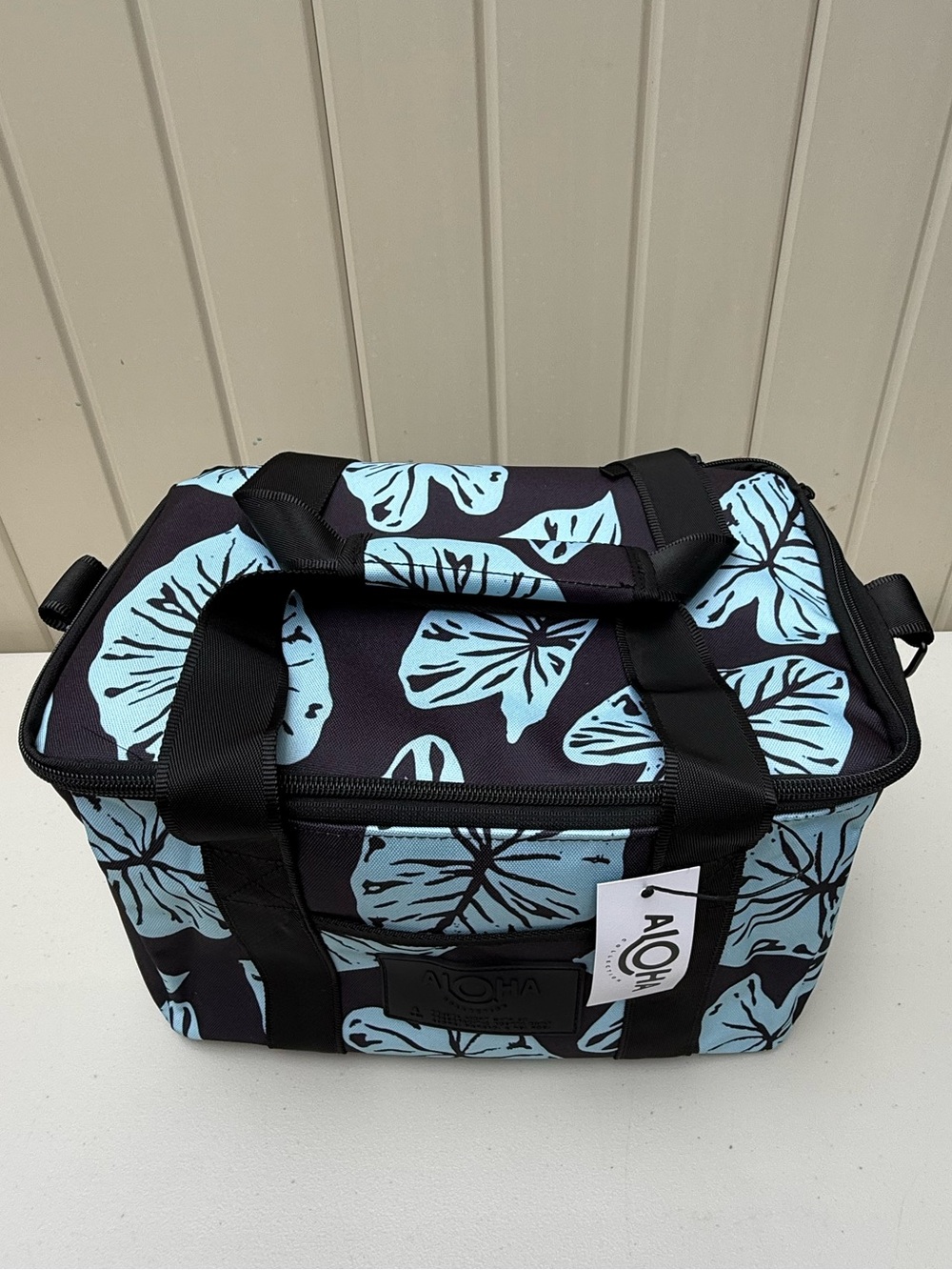 NWT Aloha Collection Kalo Icy Blue Packable Cooler SOLD OUT - Picture 3 of 8